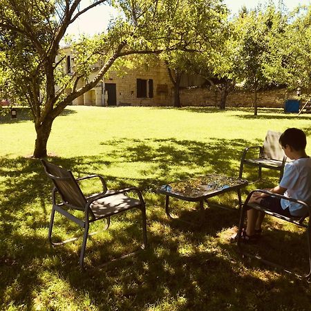Gite Au Boom Coeur En Options Spa Et Repas Tourtenay Экстерьер фото